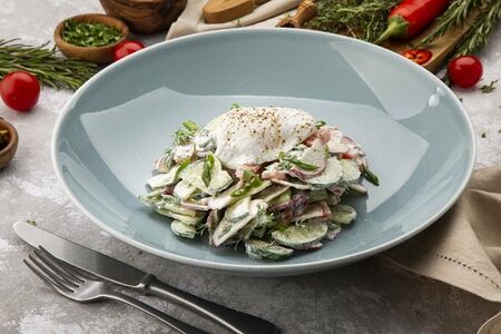 Салат из садовых овощей