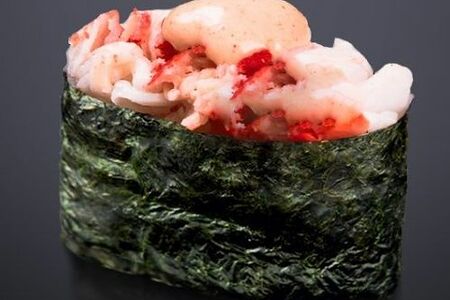 Острый Гункан с крабом