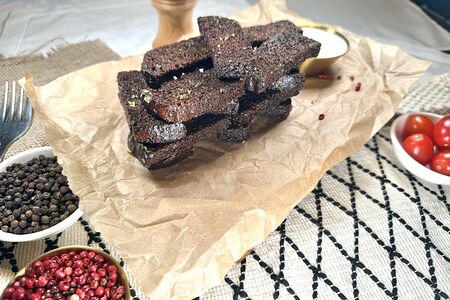 Гренки чесночно-бородинские