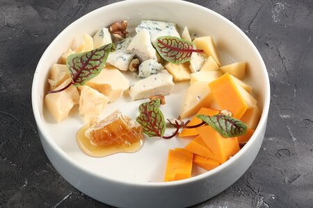 Ассорти фермерских сыров