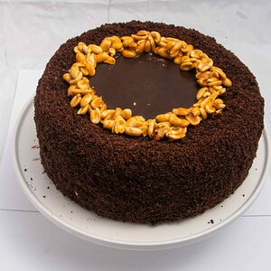 Торт Сникерс