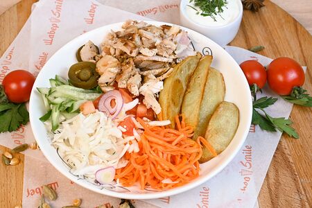 Шаверма на тарелке