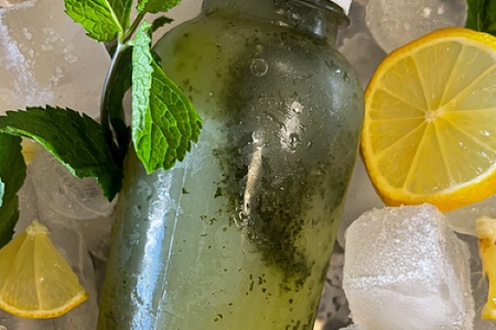 Лимонный напиток с мятой