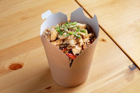 Вок со свининой