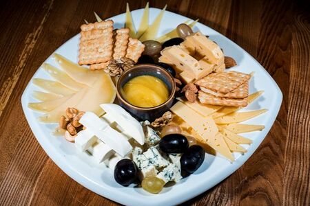 Сырная тарелка