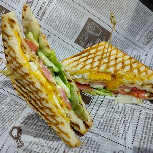 Клаб-сендвич