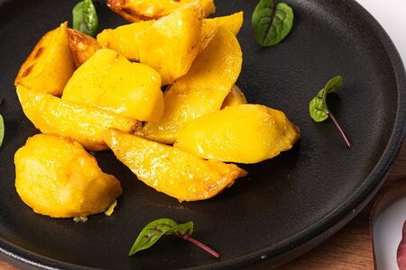 Картофель дольками