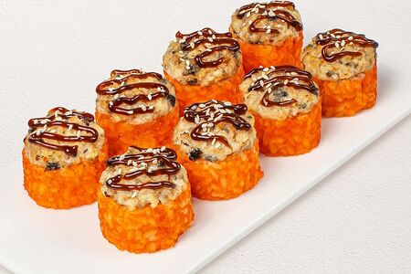 Запечённый ролл с угрём и тигровой креветкой