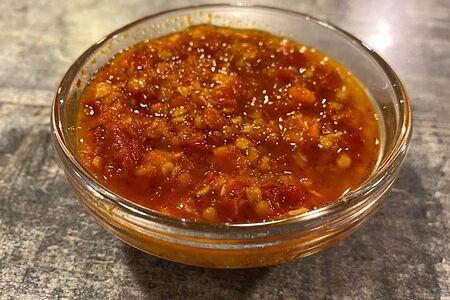 Аджика острая