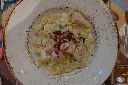 Фетучини с лососем