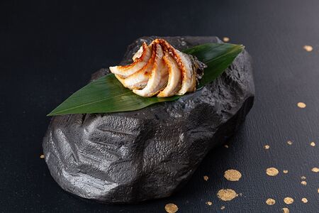 Унаги сашими