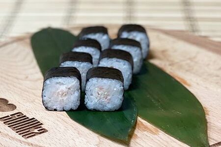 Норимаки со снежным крабом