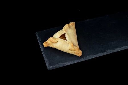 Бризе с яблоком и корицей