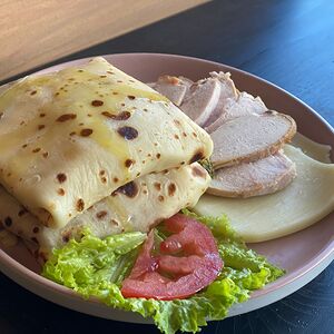 Блинчики с курицей и сыром