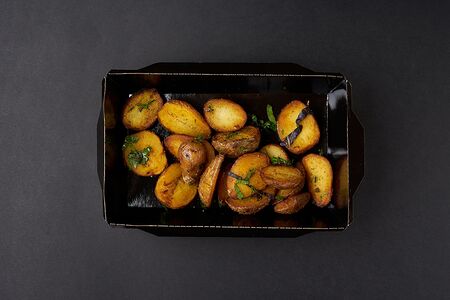 Картошка, запеченная на углях