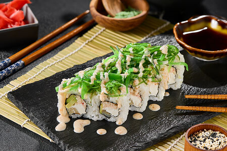 Ролл Мега чукка