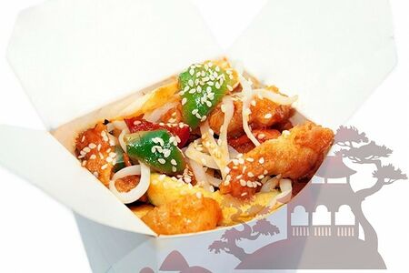 Вок курица в кисло-сладком соусе с овощами