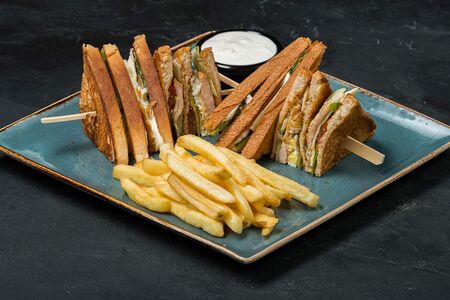 Сэндвич-клаб с курицей