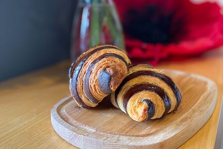 Круассан шоколадный