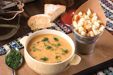 Суп гороховый с копченостями