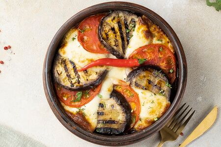 Запеченные Баклажаны с телятиной под сыром сулугуни