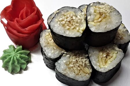 Мини-ролл Томаго маки