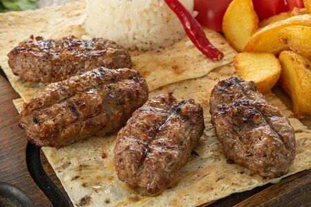 Кюфта с гарниром