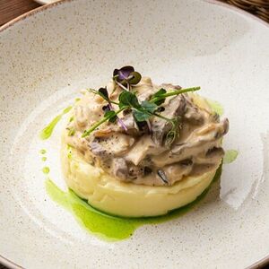 Бефстроганов с пюре