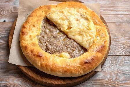 Хачапури Кубдари