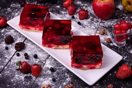 Пирожное Фруктовая полоска