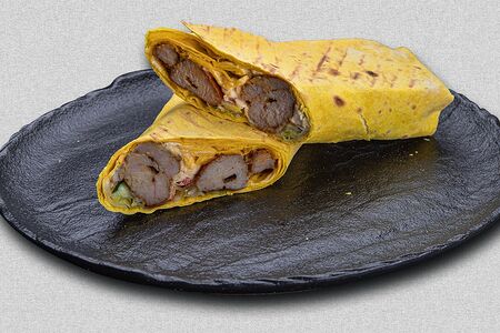 Сырная шаверма со свининой