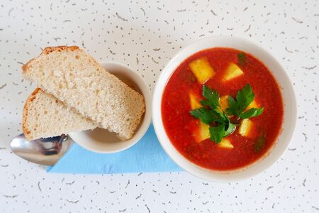 Сеньор Помидор