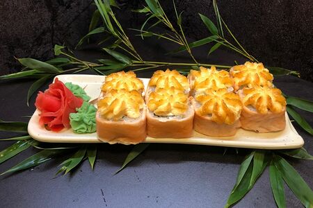 Ролл №125 Филадельфия Hot запеченный