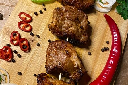 Шашлык из cвинoй шейки