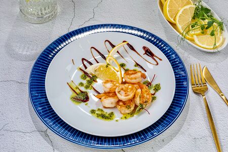 Креветки жареные