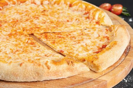 Пицца Маргарита классическая