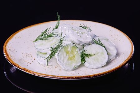 Огурчики со сметаной