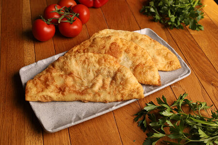 Чебуреки с мясом 110 гр
