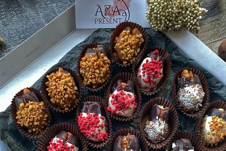 Финики в шоколаде