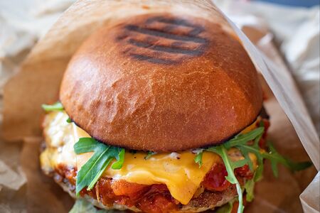 Бургер с курицей