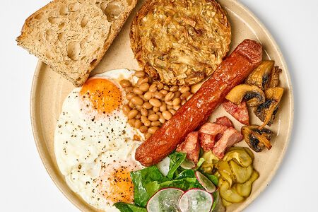 Большой завтрак с мясом