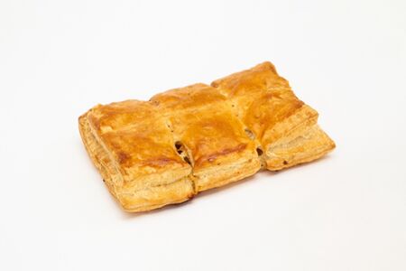 Пирог слоёный Мясной 