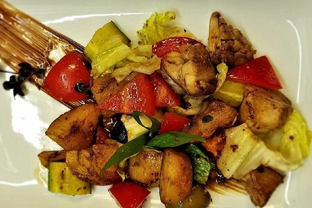 Салат Каталонский с курицей