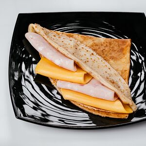 С ветчиной и сыром