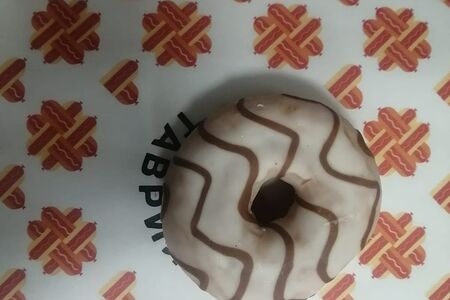 Донат Карамельный