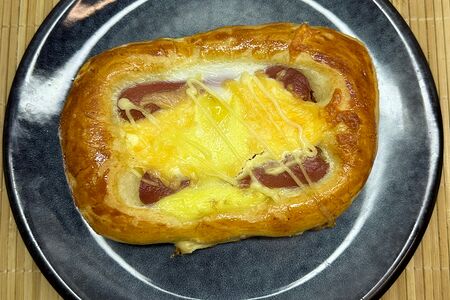 Хачапури Сосиска с сыром