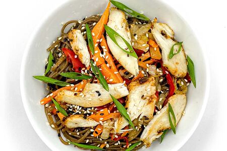 Wok с курицей