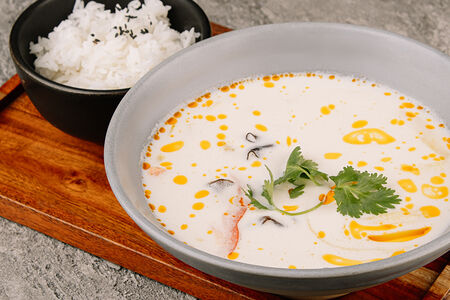 Суп Том кха