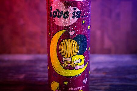 Love Is вишня и лимон, напиток газированный