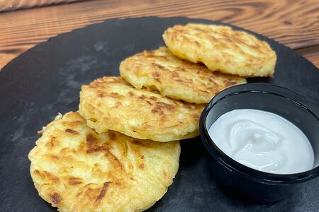 Драники классические со сметаной